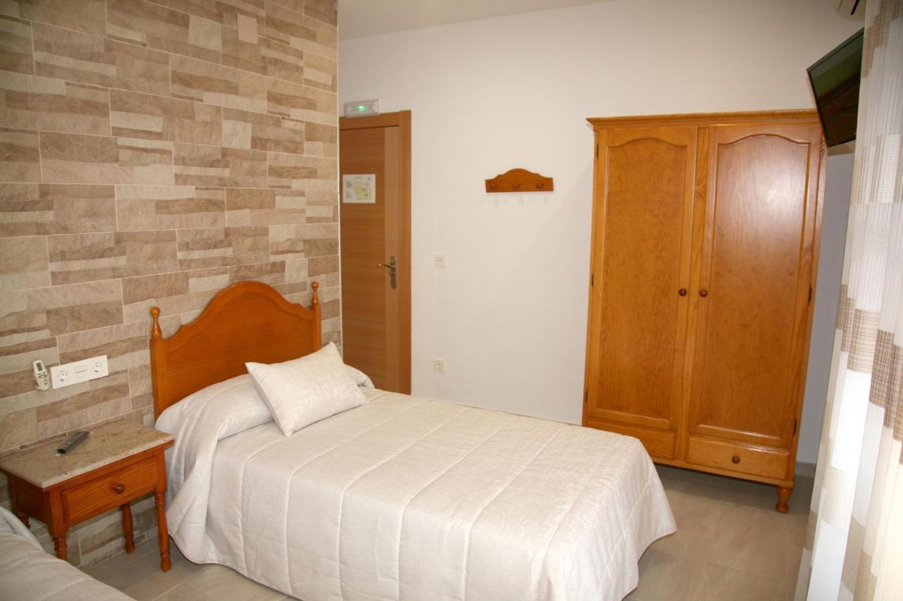 Hostal Restaurante Grela Pozo Alcon Luaran gambar